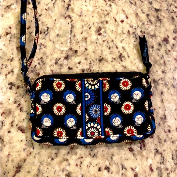 Vera Bradley Handbags - NWOT VERA BRADLEY WRISTLET